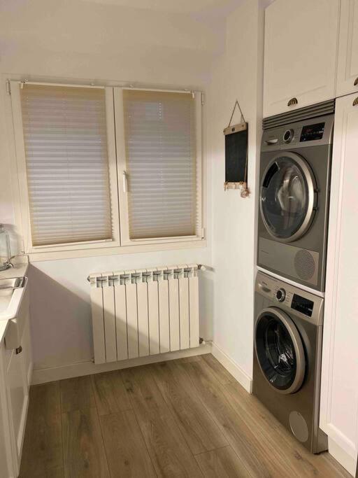 Apartamento A 100Metros De La Playa De San Lorenzo Gijón Exterior foto