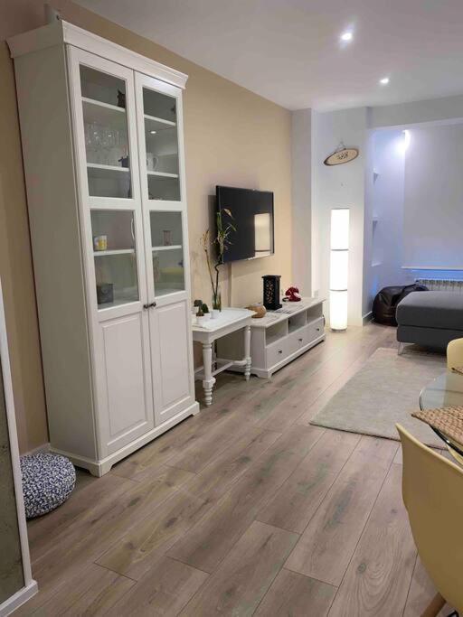 Apartamento A 100Metros De La Playa De San Lorenzo Gijón Exterior foto